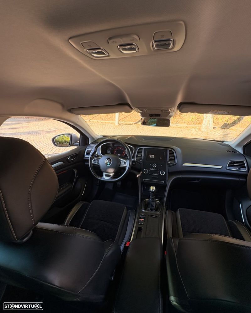 Renault Mégane Sport Tourer 1.5 dCi GT Line - 11