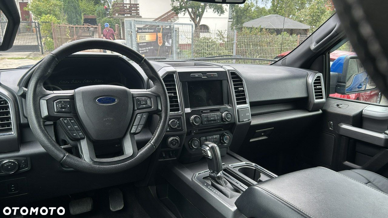 Ford F150 - 8