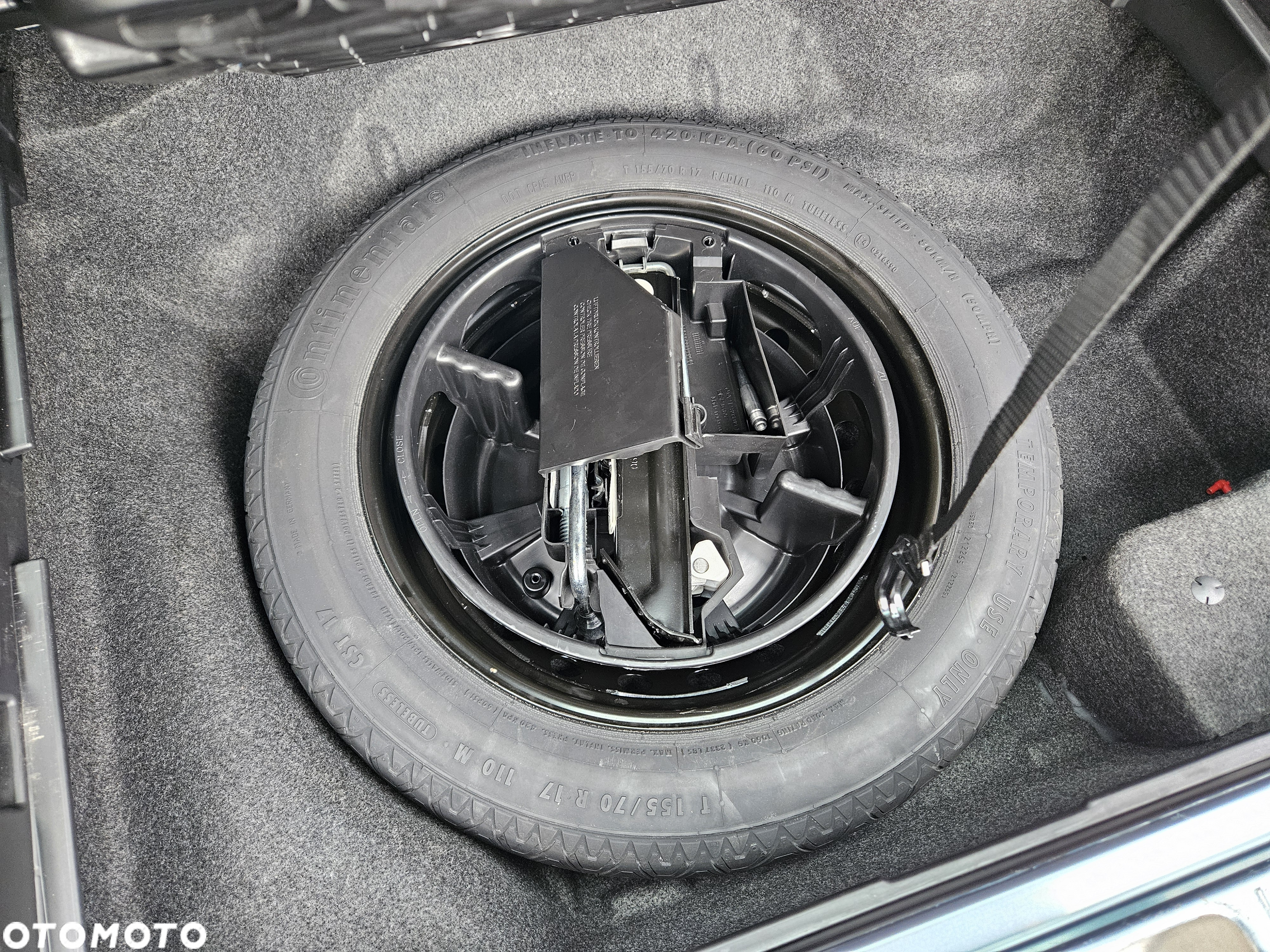 Mercedes-Benz Klasa E - 12