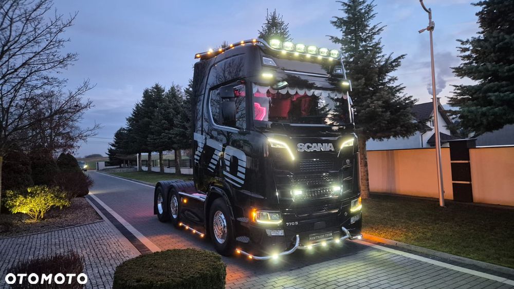 Scania SCANIA///S 770///2021///PUSHER///6×2/// 70000KG///RETARDER///OŚ SKRĘTNA///OŚ PODNOSZONA///PODUSZKI///NAWIGACJA/// FULL LED///ALUFELGI///PRZESUWANE SIODŁO///PEDANTYCZNY STAN - 1