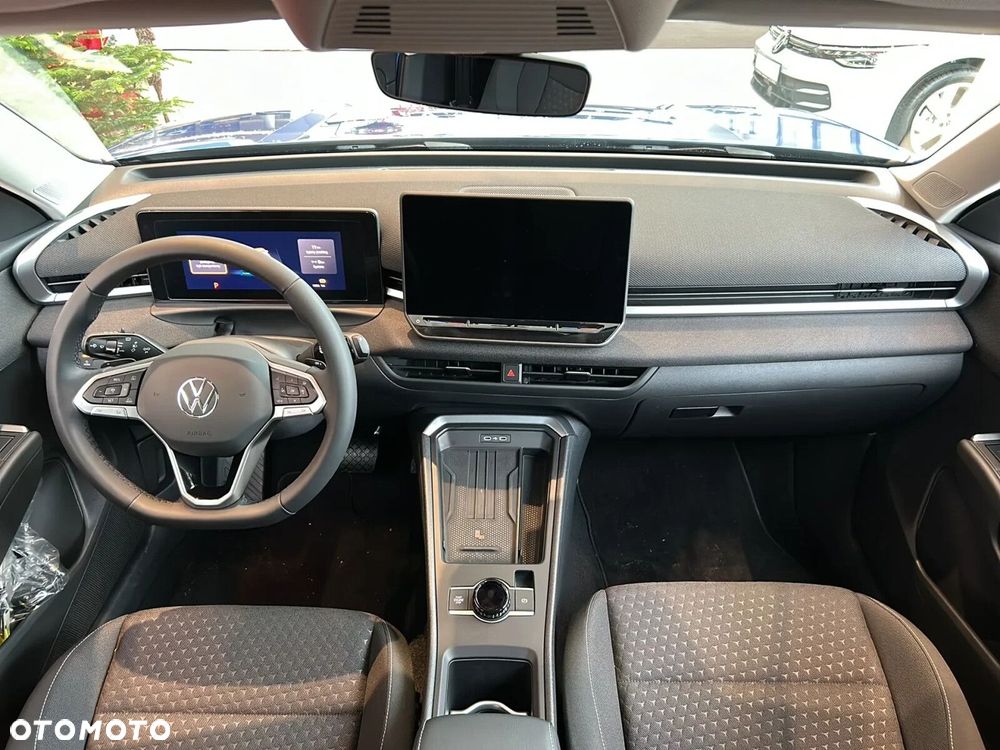 Volkswagen T-Roc - 4