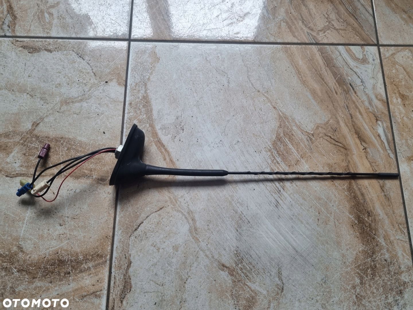ANTENA BAT GPS RADIA MAN TGX TGS TGL TGM EURO 6 - 1