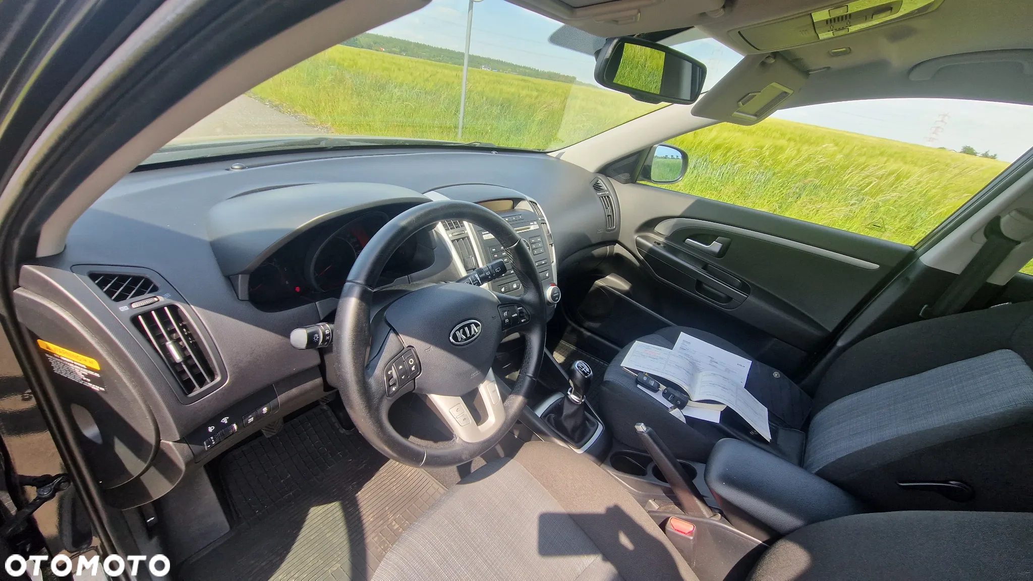 Kia Ceed 1.6 CRDi 128 ISG SW Dream Team Edition - 16