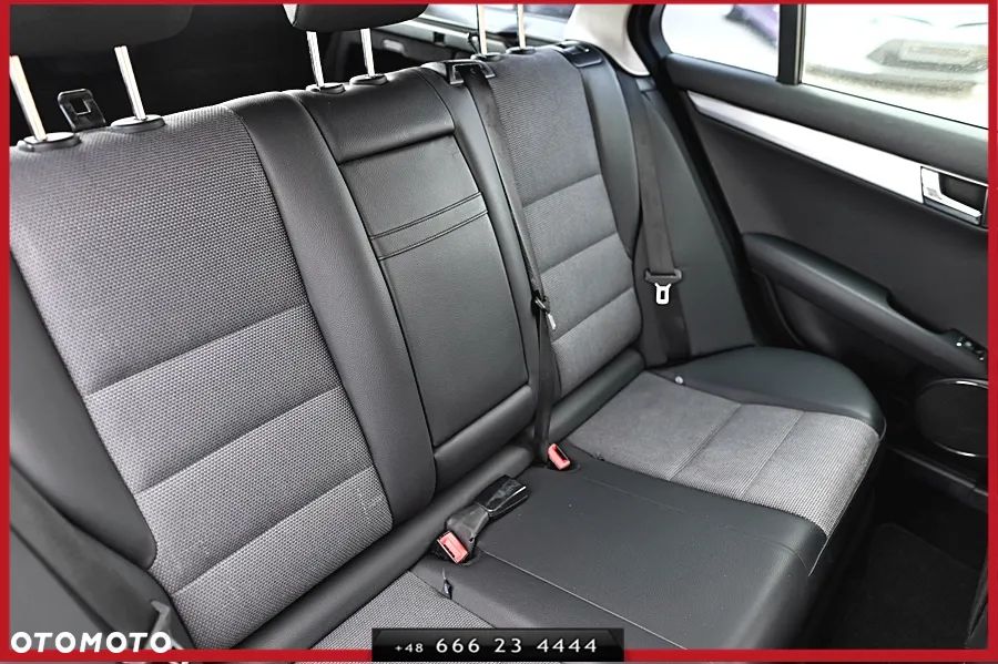 Mercedes-Benz Klasa C 180 BlueEFFICIENCY 7G-TRONIC Avantgarde - 18