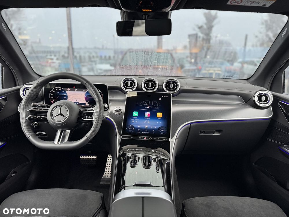 Mercedes-Benz GLC 200 d 4Matic 9G-TRONIC AMG Line Advanced - 16