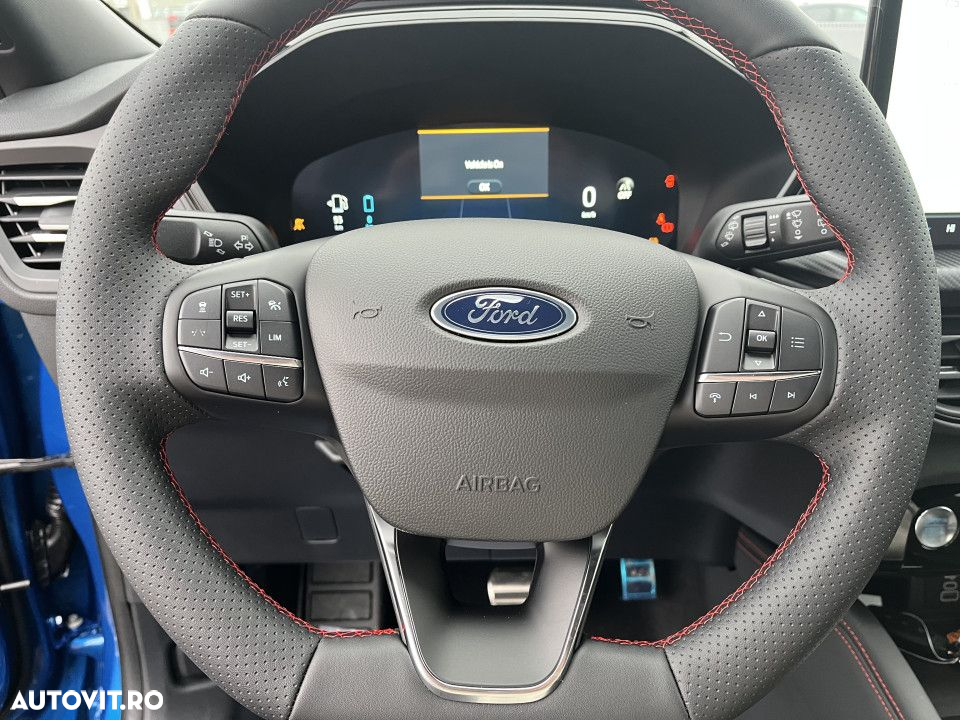 Ford Kuga - 11