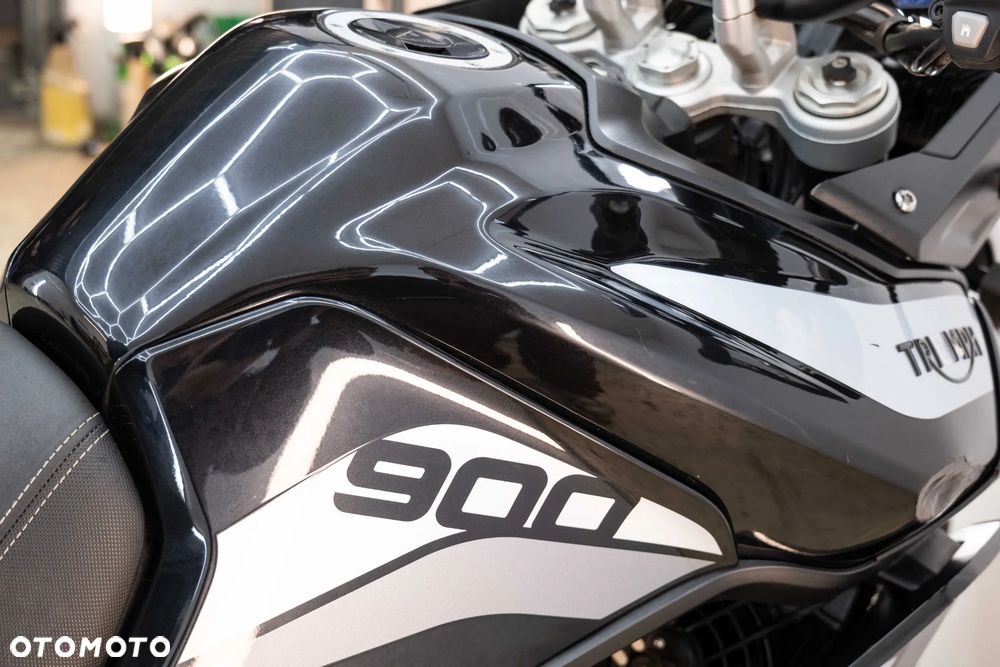 Triumph Tiger - 23