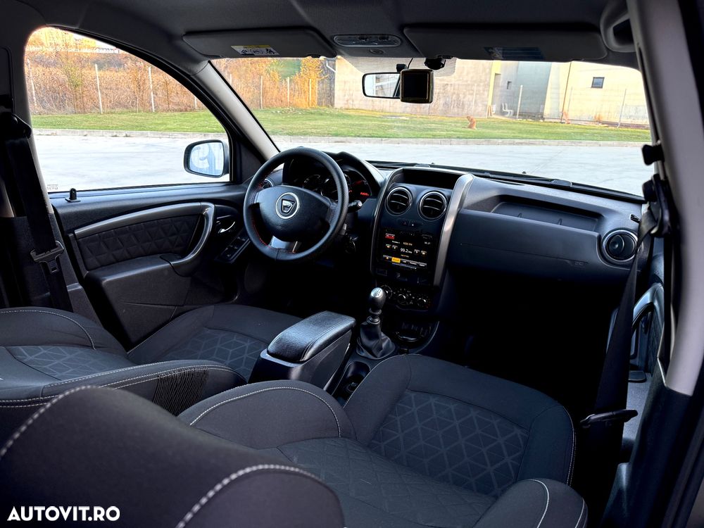 Dacia Duster 1.2 TCe 4x2 Laureate - 9