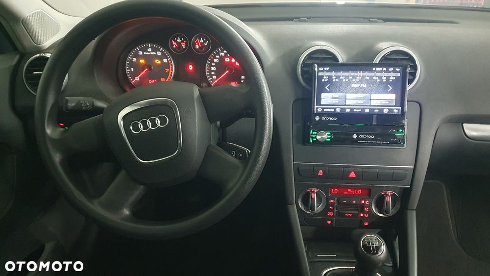 Audi A3 Sportback - 9