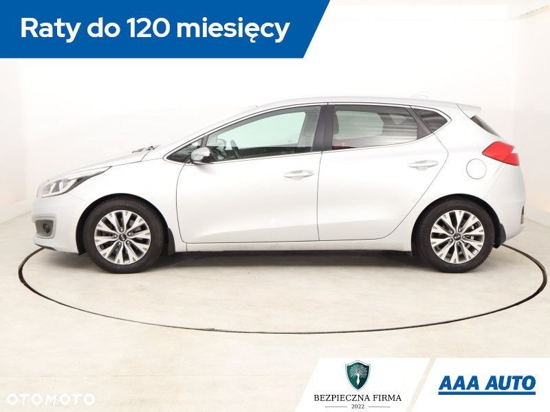 Kia Ceed - 4