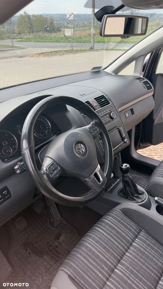 Volkswagen Touran 2.0 TDI DPF Cross - 16