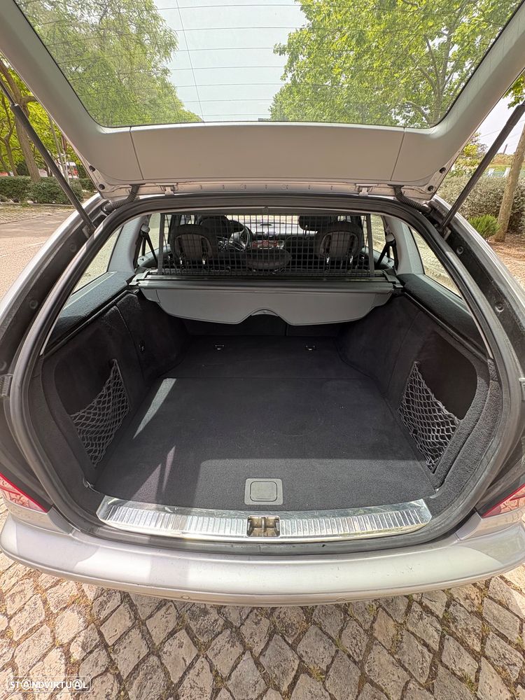 Mercedes-Benz C 220 T CDI Classic - 9