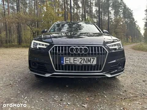 Audi A4 Allroad - 14