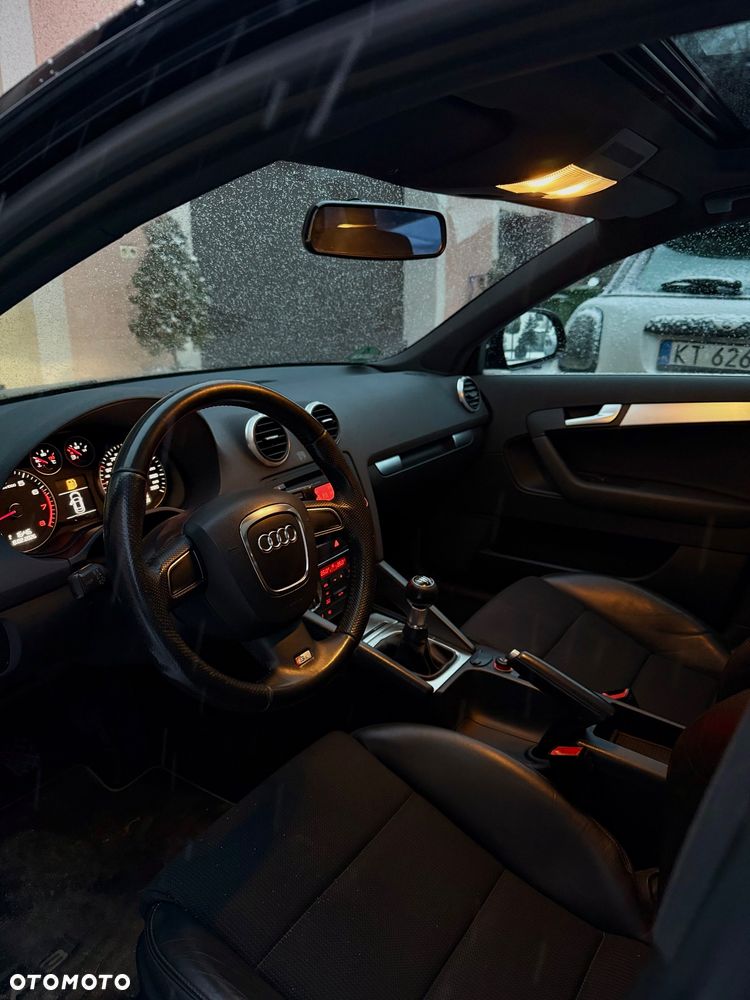 Audi A3 Sportback 1.8 TFSI S line Sportpaket (plus) - 17