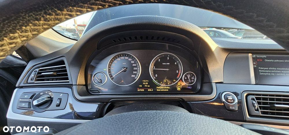 BMW Seria 5 - 34