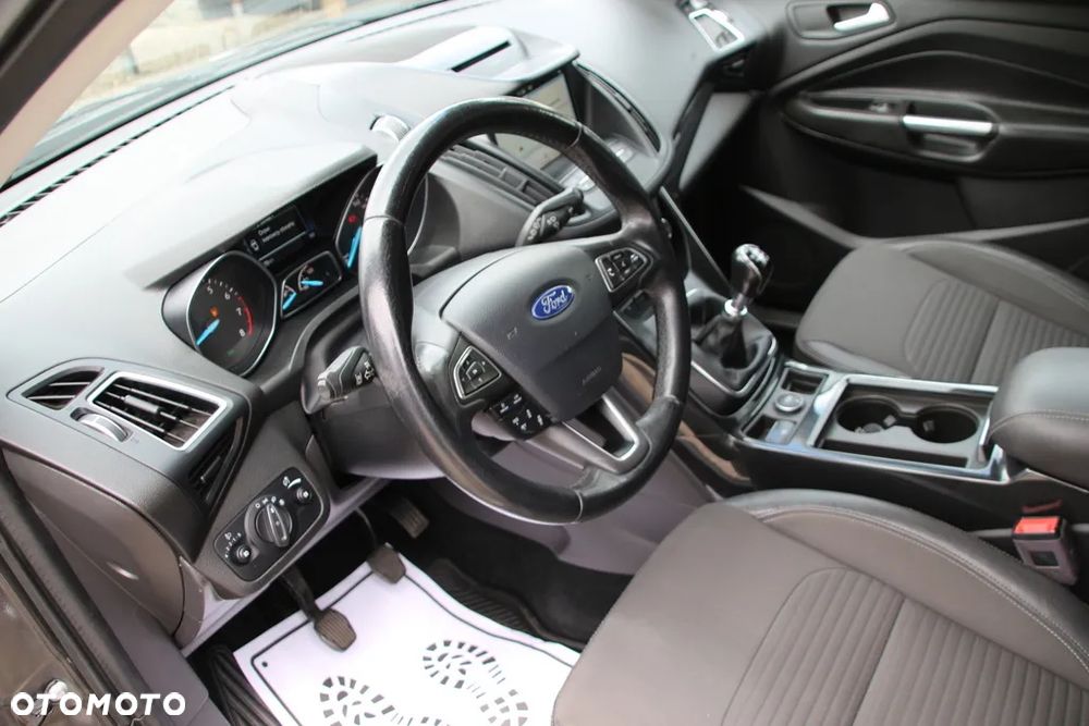 Ford Kuga 1.5 EcoBoost 2x4 SYNC - 11