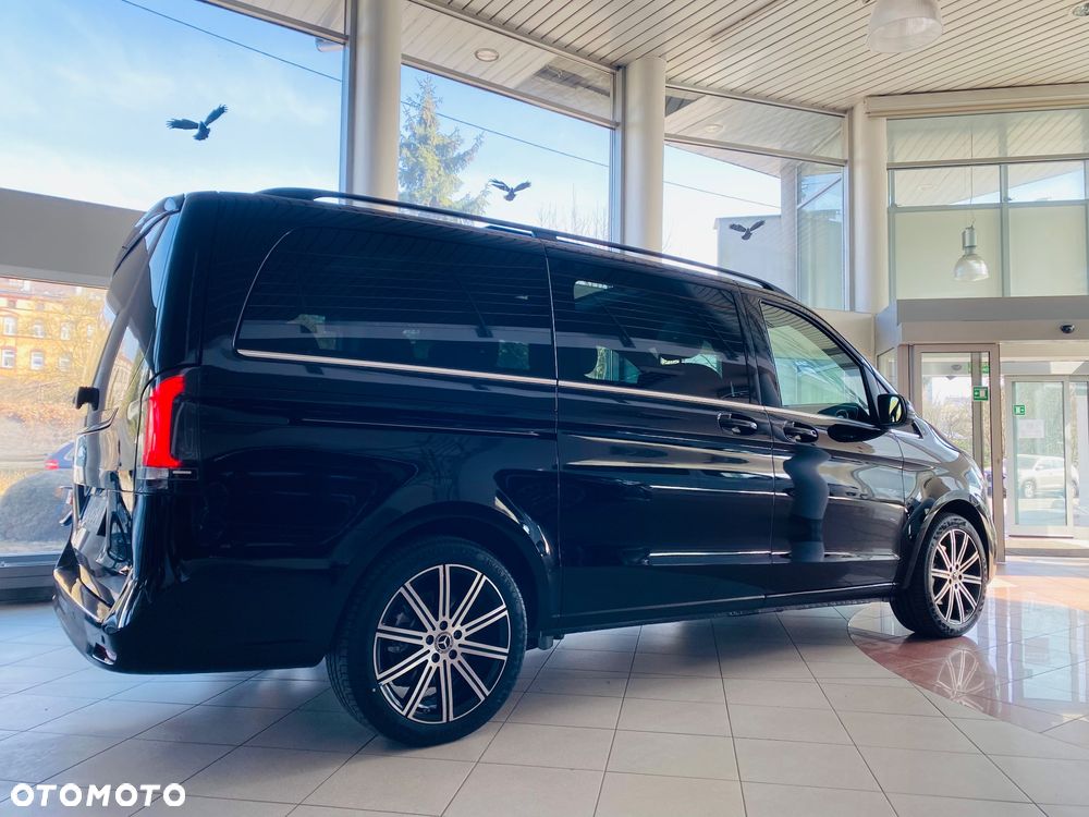 Mercedes-Benz Klasa V - 18