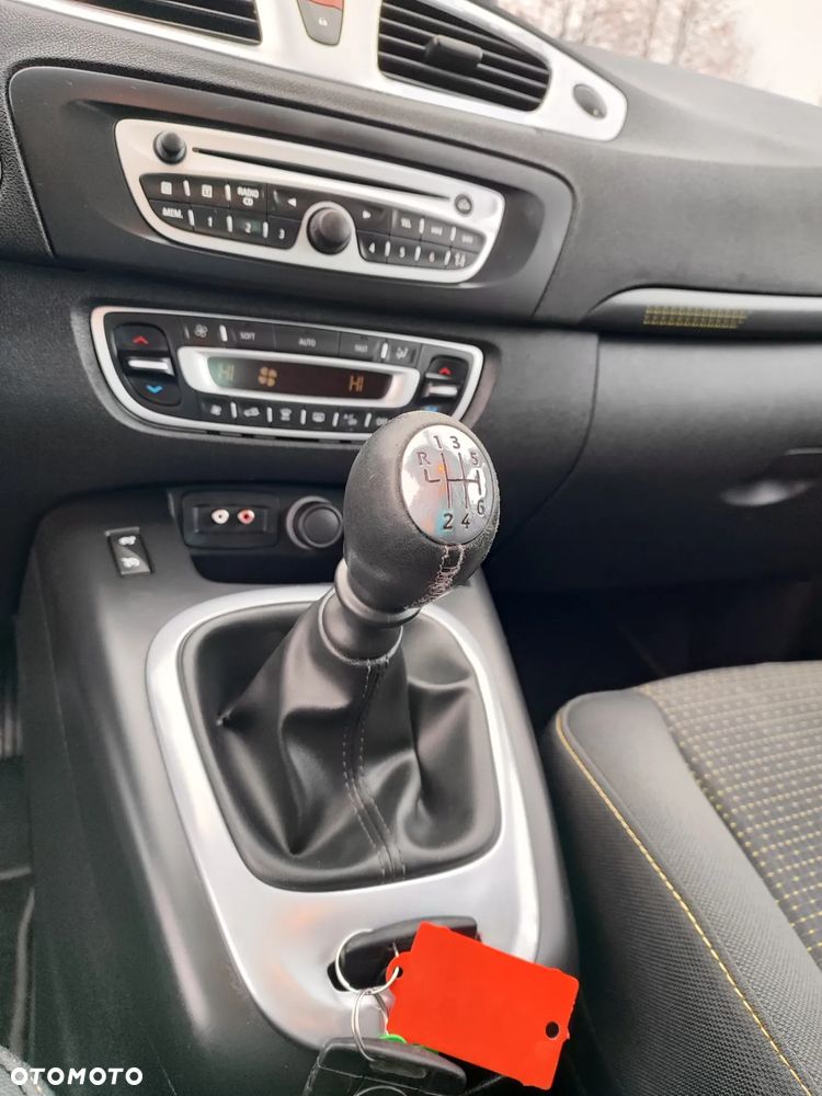 Renault Scenic TCe 130 Dynamique - 18