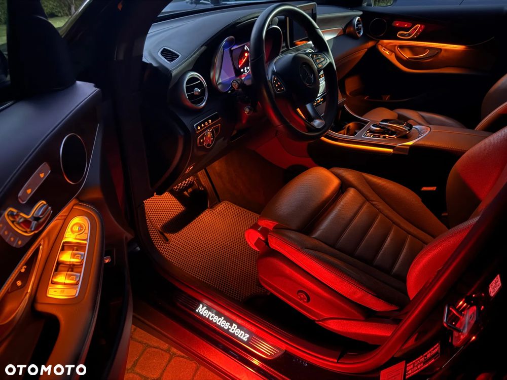 Mercedes-Benz GLC - 40
