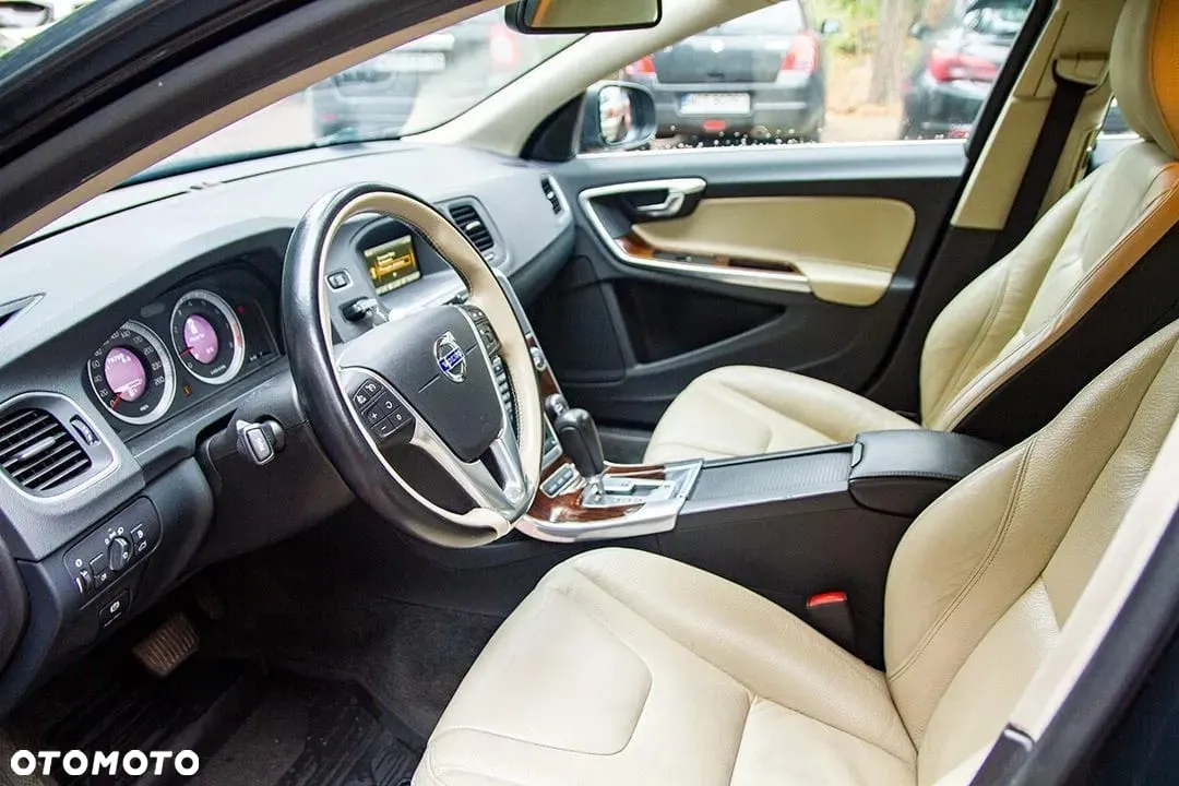 Volvo S60 - 4