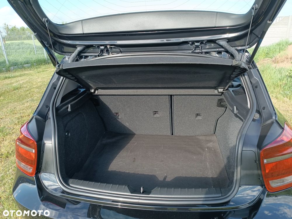 BMW Seria 1 114i - 26