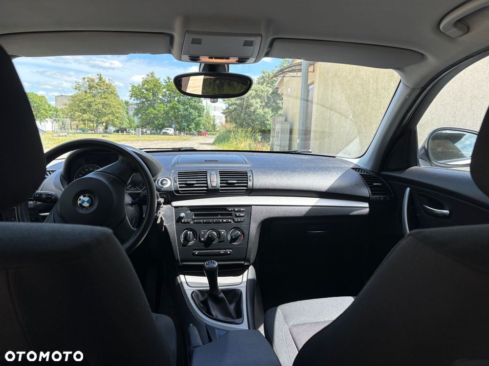 BMW Seria 1 - 17