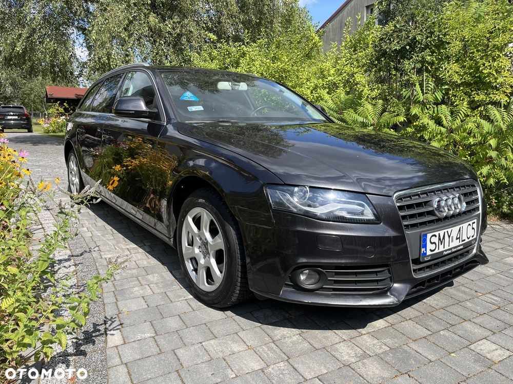 Audi A4 Avant 2.0 TDI - 8