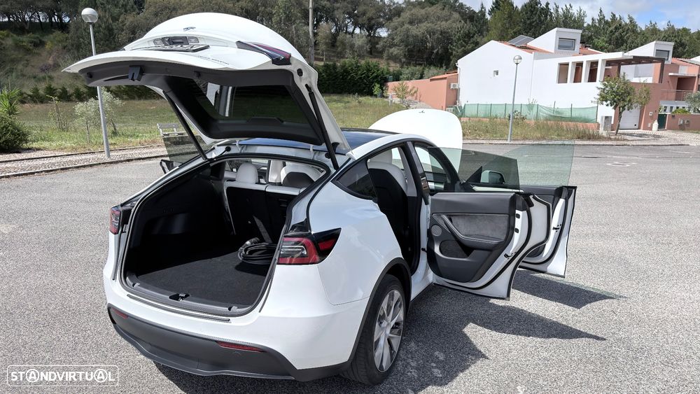 Tesla Model Y Long Range Tração Integral - 13