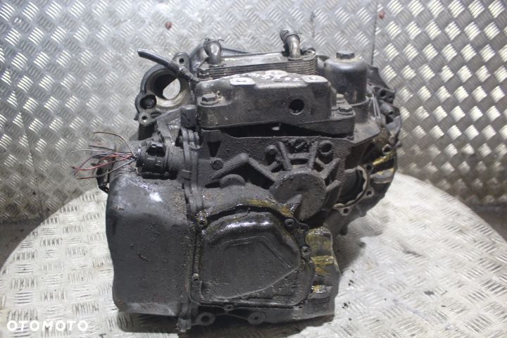 SKRZYNIA BIEGÓW AUTOMAT PASSAT B6 2.0TDI HQL - 2