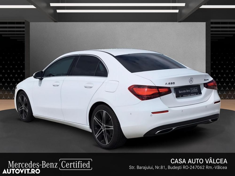 Mercedes-Benz A 220 Sedan 4Matic MHEV 8G-DCT - 4