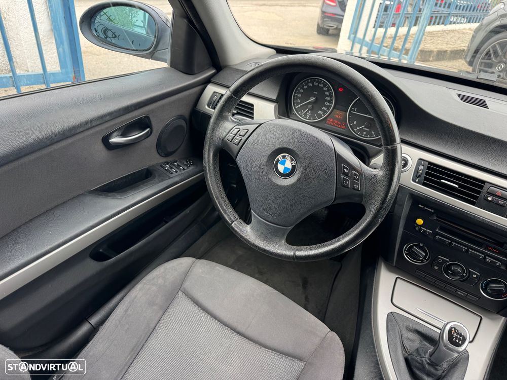 BMW 318 d DPF Edition Exclusive - 11