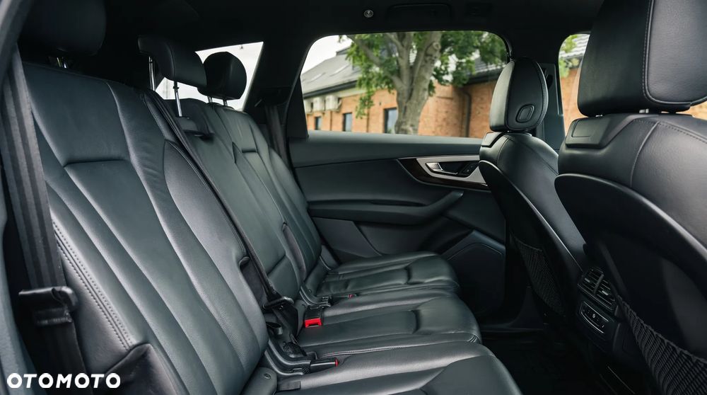 Audi Q7 3.0 TFSI Quattro Tiptronic - 8