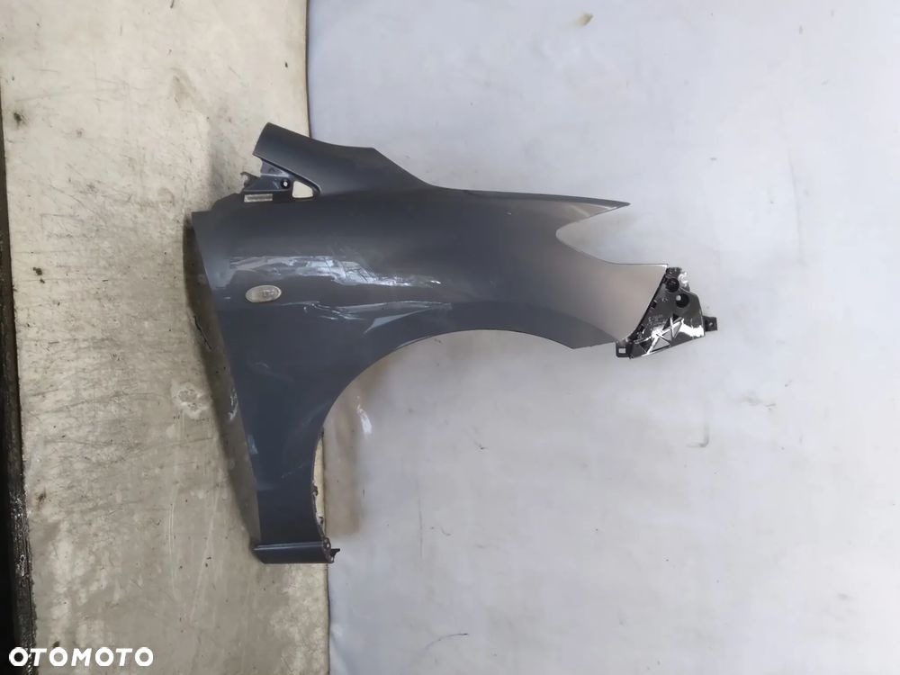 MAZDA 5 BŁOTNIK PRZÓD PRZEDNI  PRAWY 32S