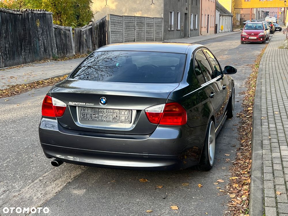 BMW Seria 3 ver-320i - 8