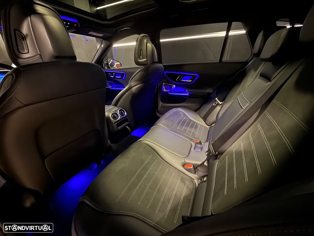 Mercedes-Benz C 300 e AMG Line - 32