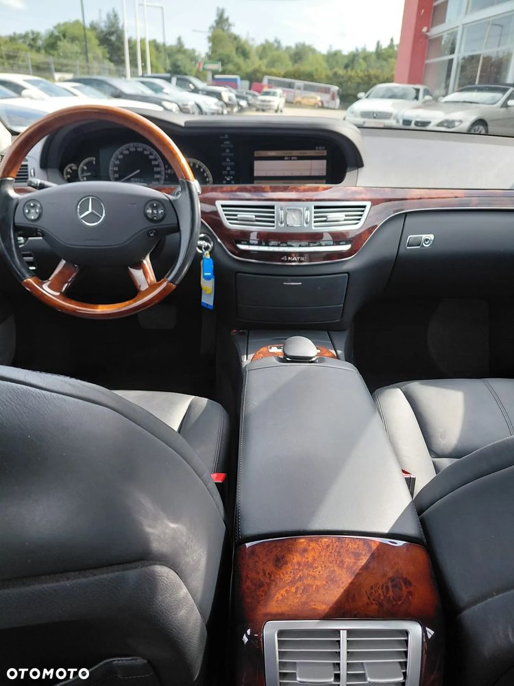 Mercedes-Benz Klasa S 500 4-Matic - 13