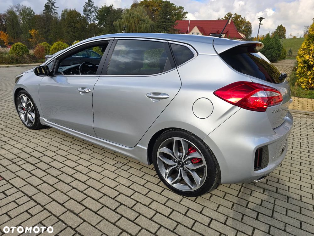 Kia Ceed Cee'd 1.6 T-GDI GT - 9