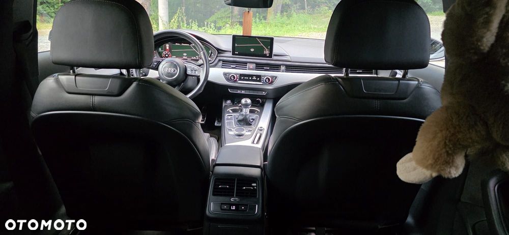 Audi A4 Avant 2.0 TDI - 13
