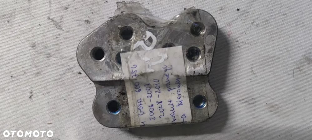* SUZUKI GSX-R 600\750 mocowanie setu kierowcy PRAWY (2) - 1