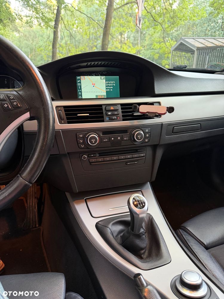 BMW Seria 3 325d - 9
