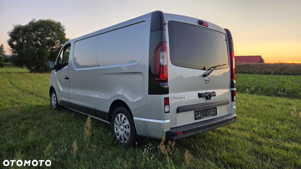 Opel Vivaro - 3