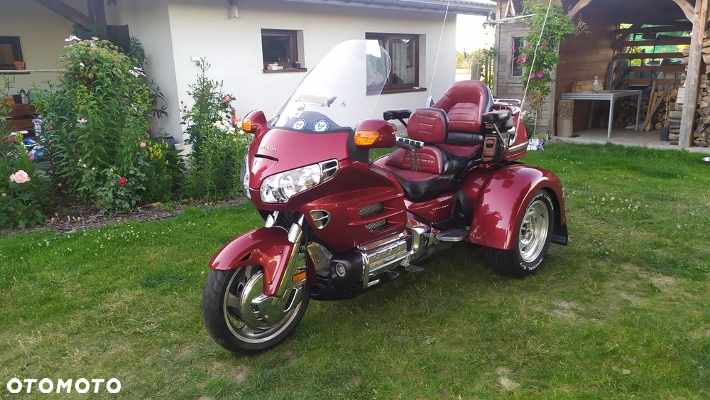 Honda GL - 10