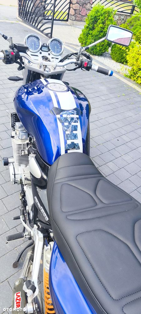 Yamaha XJR - 9