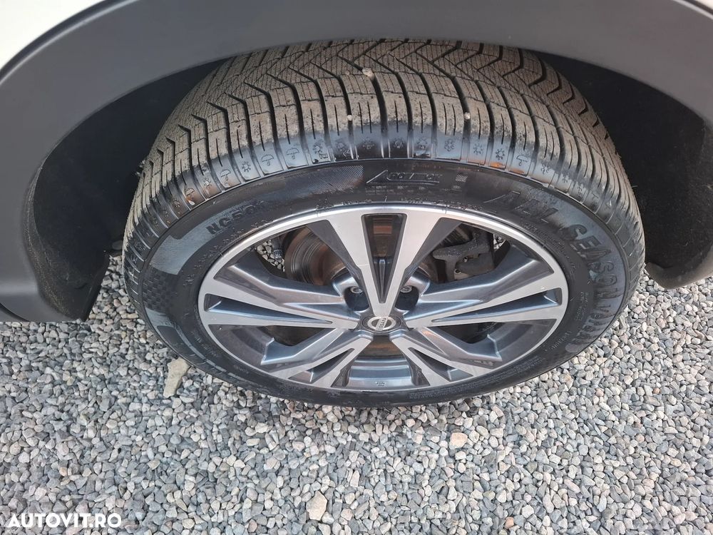 Nissan Qashqai 1.5 DCI Start/Stop N-Connecta - 28