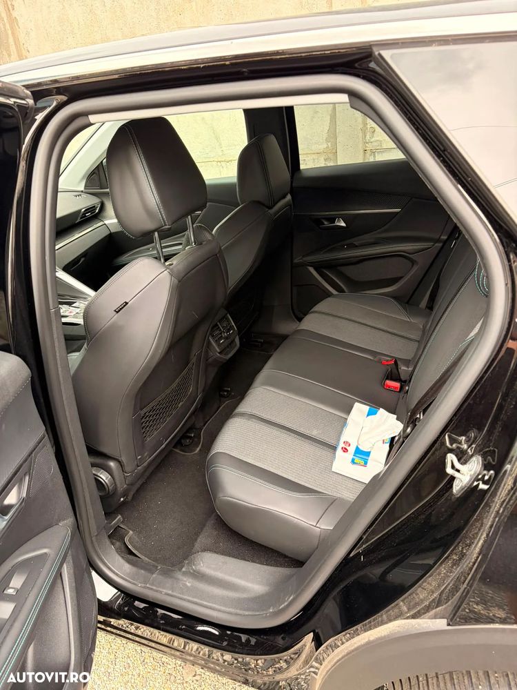 Peugeot 3008 1.2 PureTech 130 EAT8 Allure Pack - 8