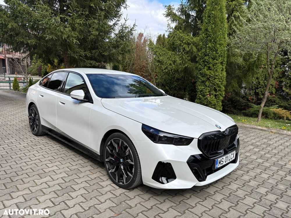 BMW Seria 5 540d xDrive AT MHEV - 10