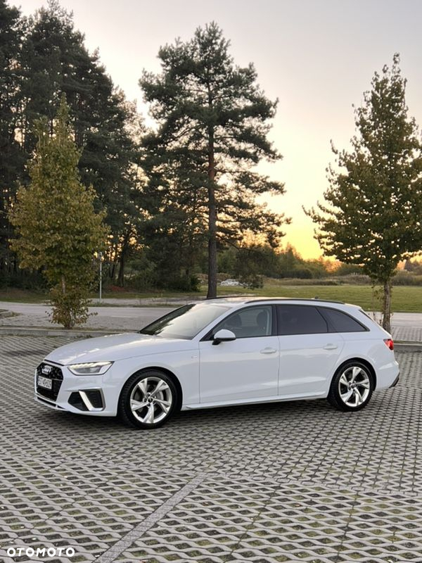 Audi A4 Avant 40 TDI S tronic S line - 2