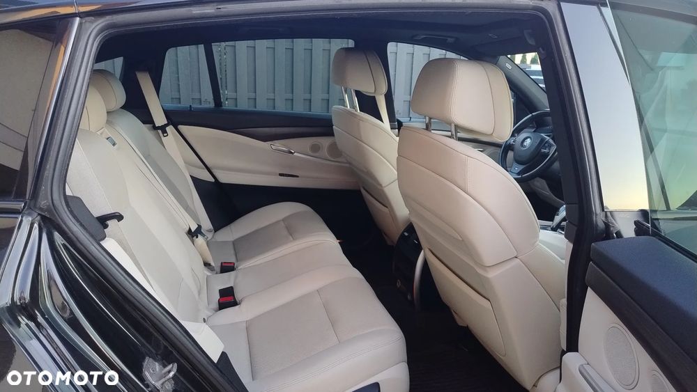BMW Seria 5 530d xDrive - 19
