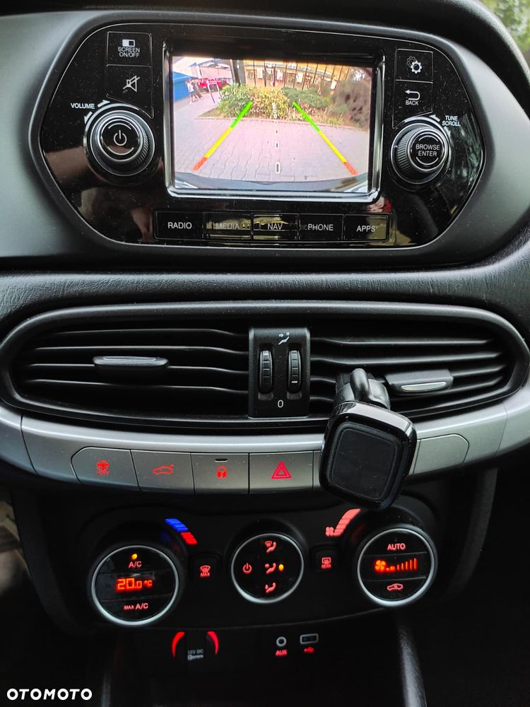 Fiat Tipo 1.6 MultiJet 16v Lounge - 17