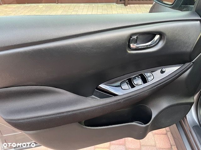 Nissan Leaf - 16